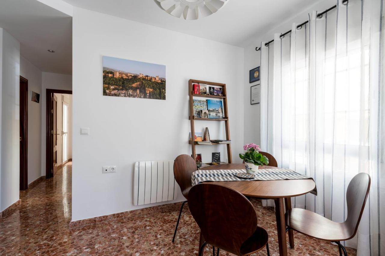 Apartament Anna - Triana Sewilla Zewnętrze zdjęcie