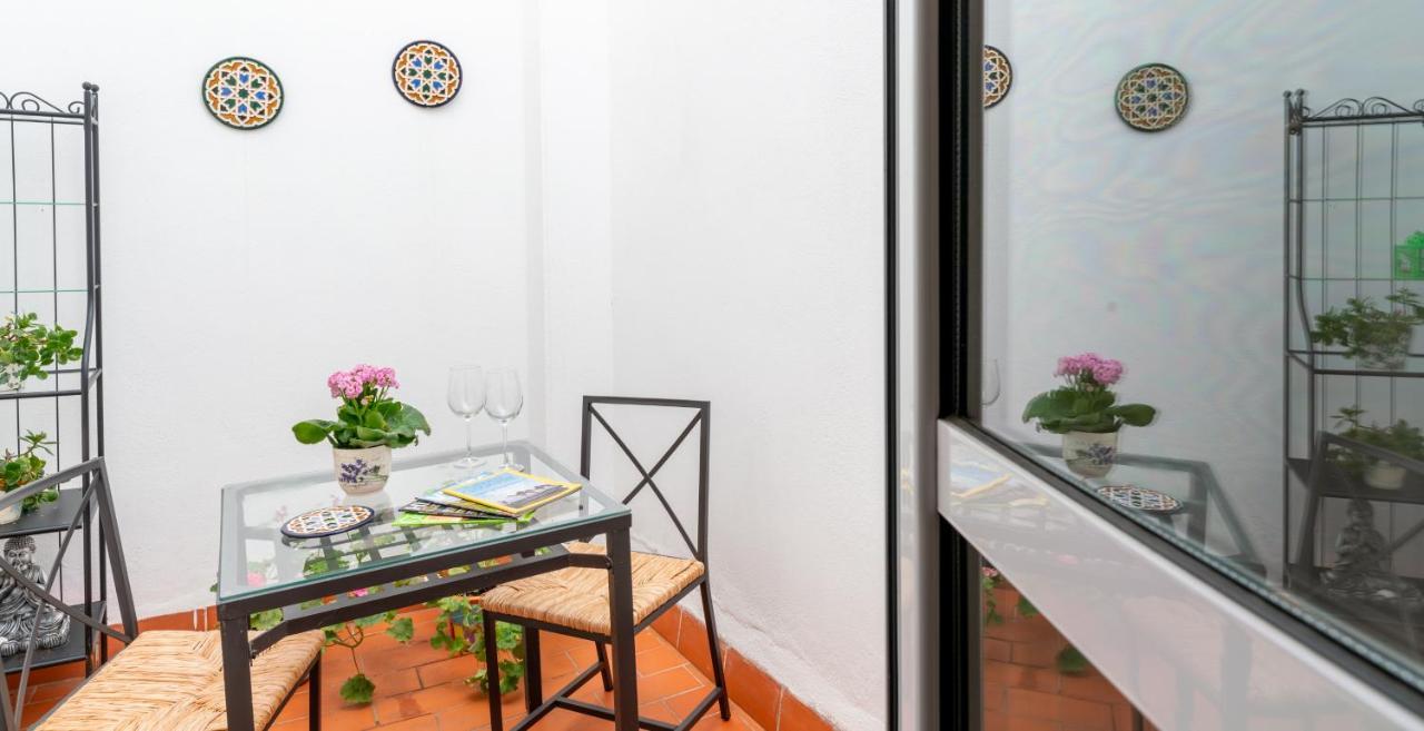 Apartament Anna - Triana Sewilla Zewnętrze zdjęcie